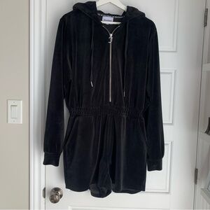 Juicy Couture Long Sleeves Black Velvet Velour Romper with Hoodie -Rare
